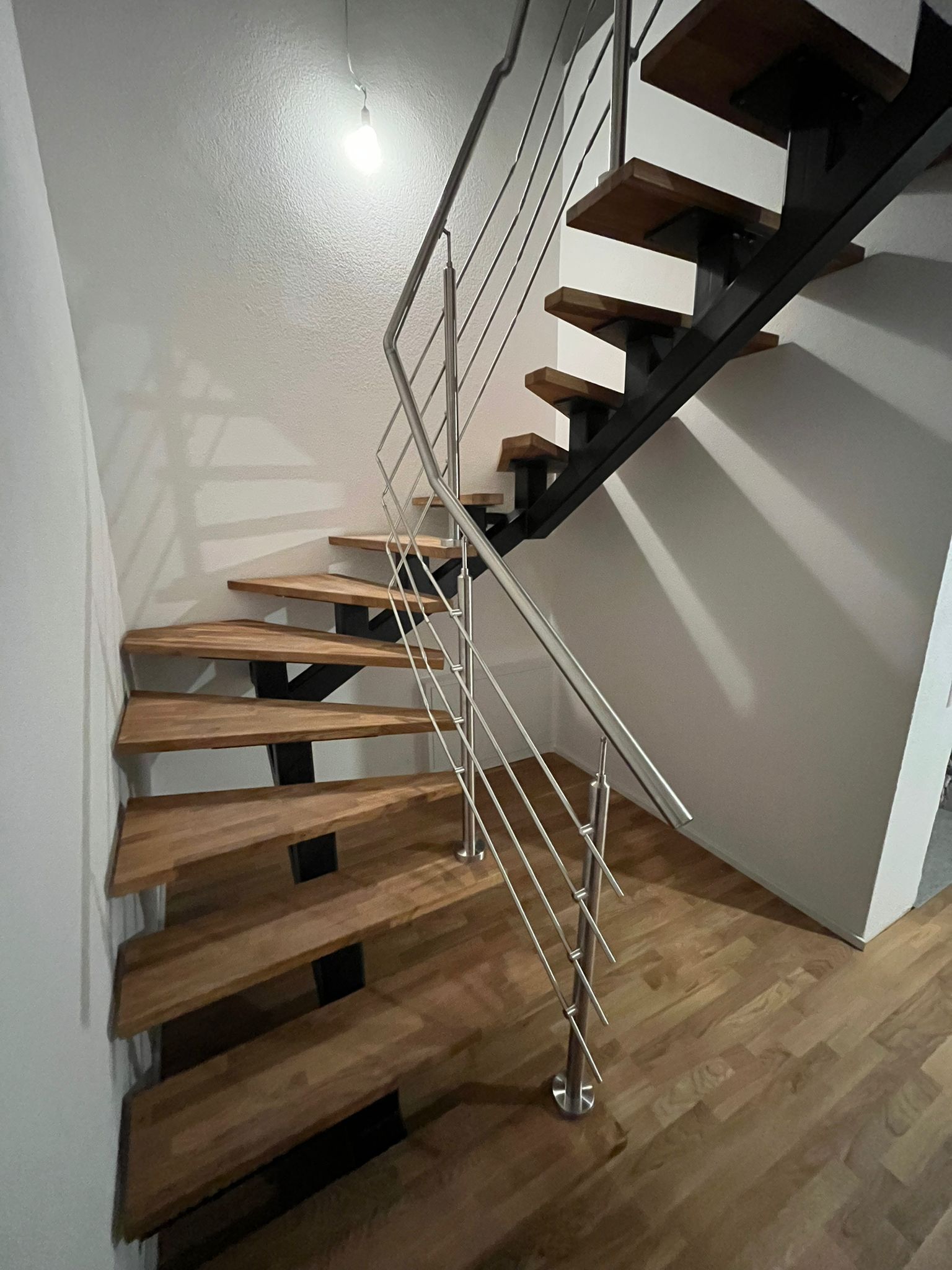 Edelstahl-Treppengeländer innen