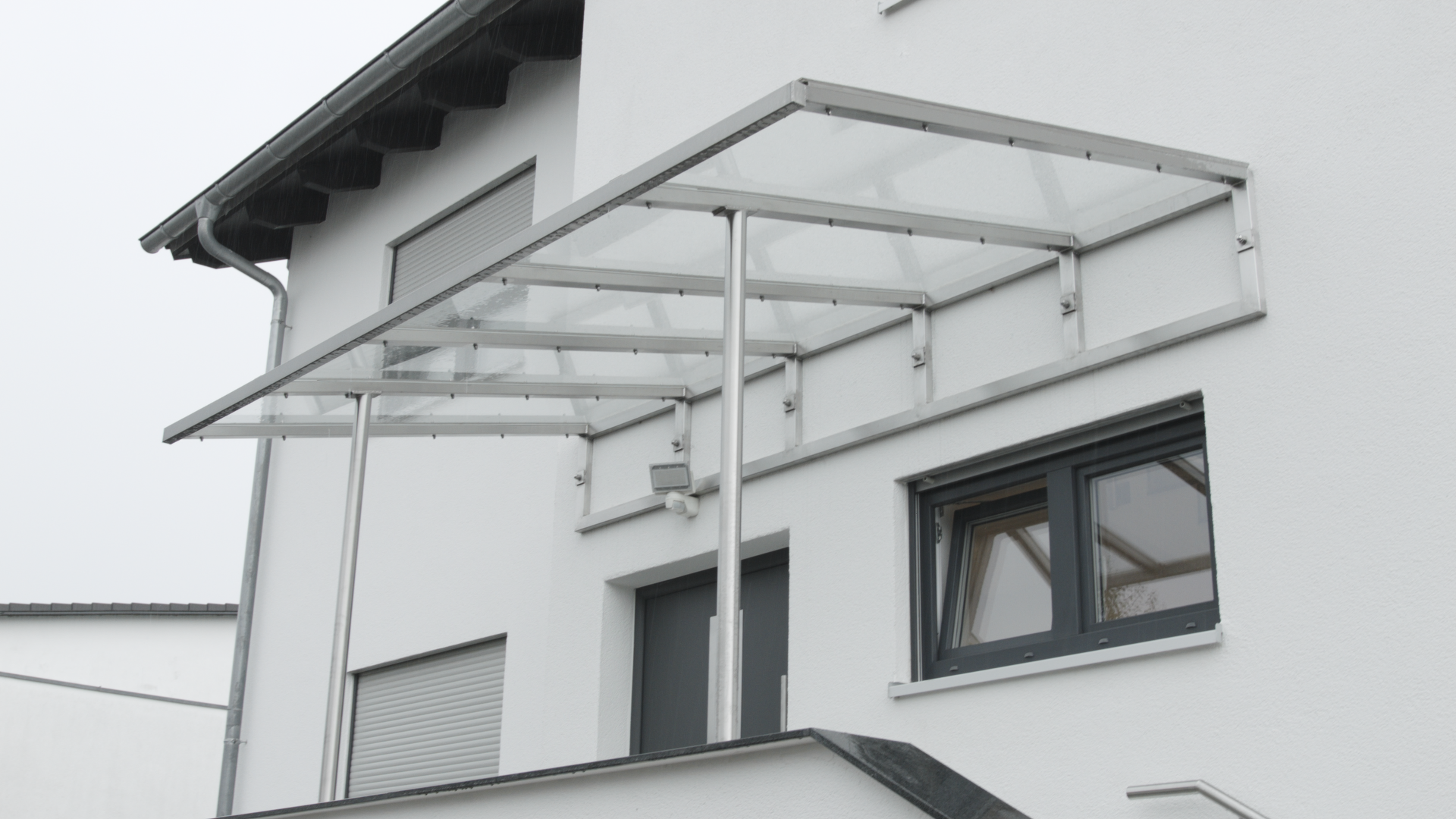 Überdachung Hauseingang – Remsstahl Überdachungen
